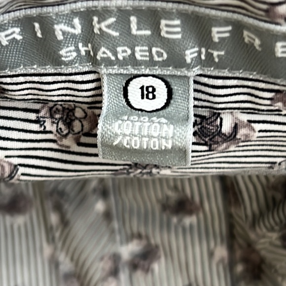 Foxcroft button up top. Size 18 - Picture 5 of 13